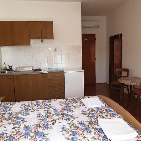 Malfi-studio With Balcony And Sea View A2 *